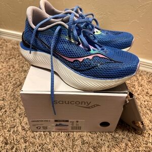Saucony endorphin pro 3 blue light /grape